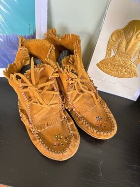 New tan Suede Fringe Beaded Moccasins